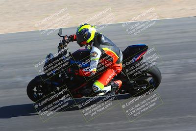 media/Jan-14-2024-SoCal Trackdays (Sun) [[2e55ec21a6]]/Turn 10 Inside (110pm)/